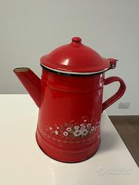 Antica caffettiera -  teiera smaltata rossa