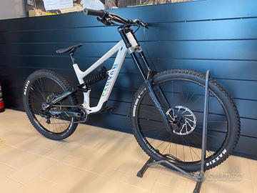 USATO Canyon Torque DH 2023