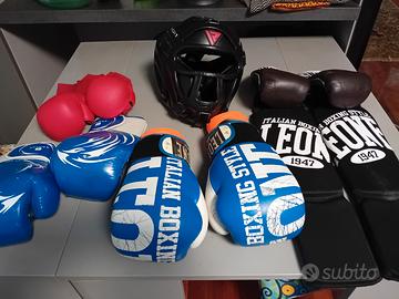 guantoni e casco per sparring 