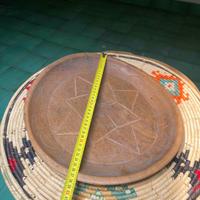 Piatto vassoio  legno intagliato