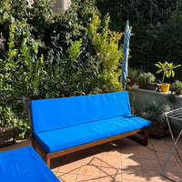 Set lounge da giardino in legno con cuscini