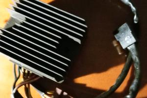 regolatore di corrente originale 