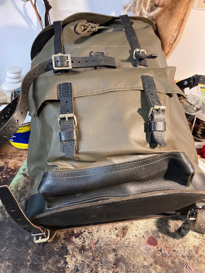 Zaino Esercito Svizzero in tela gommata anni '80 Collezionismo