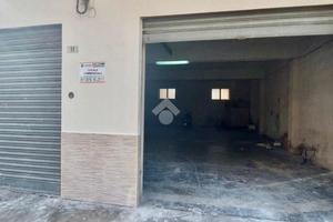 NEGOZIO A PARTINICO