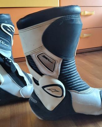 stivaletti alpinestars da strada