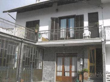 Immobile in asta di 1070 m² a Rivara