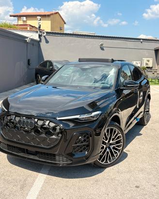 Audi Q5 40 TDI 204 CV quattro S tronic line plus T