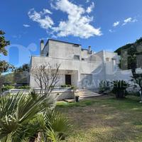 Villetta quadrifamiliare Bari