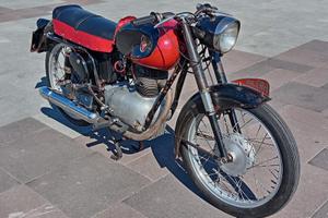 Moto Gilera 175 cc prima serie del 1960