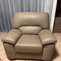 poltrona di ecopelle
