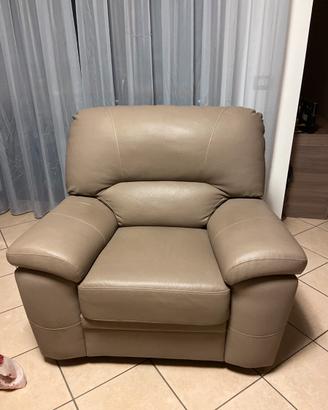 poltrona di ecopelle