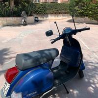 Vespa PX 125 colore blu