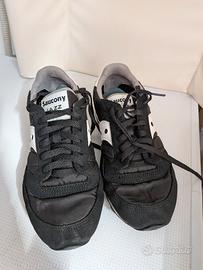 saucony nere mod. unisex