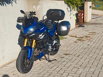 F 900 XR