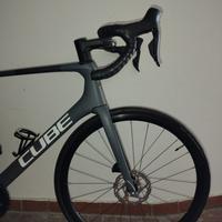 Bici cube anno 2023 telaio 58 cambio elettronico