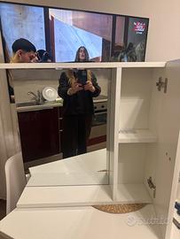 Mobile bagno con specchio