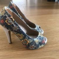 Scarpe con tacco plateau - Coveri