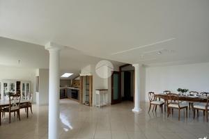 4 LOCALI A SAN GIOVANNI A PIRO