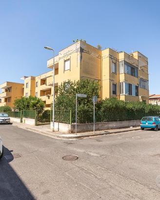 Ampio trilocale con cantina e posto auto mutuabile