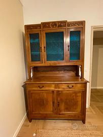 credenza vetrina e sedie poltroncine liberty