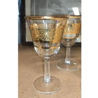 Elegante bicchiere da vino vintage