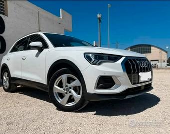 Audi Q3 2.0 TDI 150 CV S Tronic Business