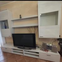 Parete soggiorno