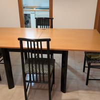 tavolo legno 100x100 apribile + 4 sedie