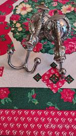 2 piccoli attaccapanni per bagno