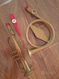 KAZOO A FORMA DI STUMENTI MUSICALI