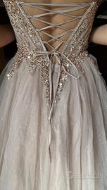 vestito diciottesimo rosa cipria e oro