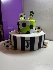 ⚽🎂 Torta finta scenografica a tema calcio