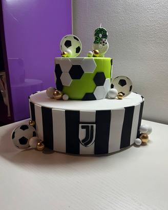 ⚽🎂 Torta finta scenografica a tema calcio
