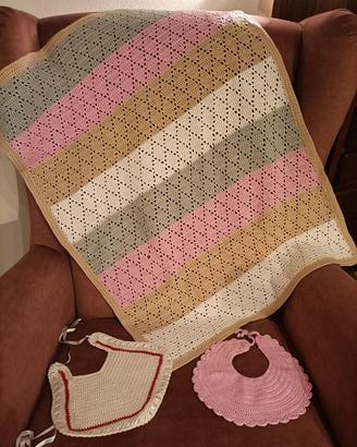 artigianato,copertine,bavaglini, cuffiette neonati