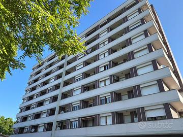 APPARTAMENTO BICAMERE CON TERRAZZO PANORAMICO -...