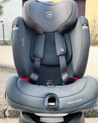 Seggiolino auto bebé confort mod Titan com Isofix