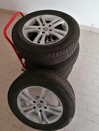 4 ruote fiat freemont da 17 con gomme termiche