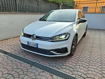 Volkswagen Golf 1.5 TGI DSG Business 130 CV – 2020