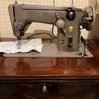 Macchina da cucire anni 50/60 singer