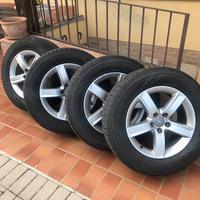 Gomme invernali 235 65 17 per Audi q5