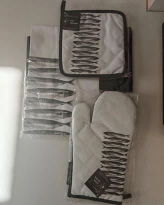 Set presina, guanto e grembiule da cucina nuovi