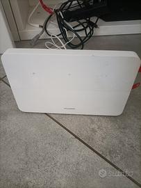 router Huawei model:B636-336 
