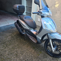 Piaggio Beverly 350 anno 2019. 13000 km