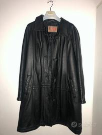 Cappotto nero lungo in pelle donna