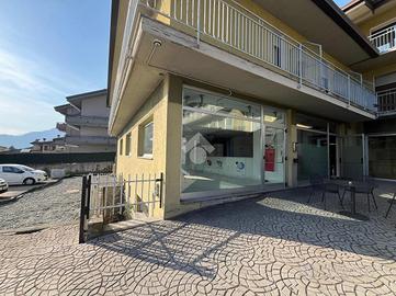 NEGOZIO A POGGIRIDENTI