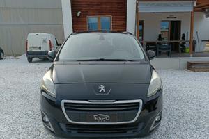 Peugeot 5008 BlueHDi 120 S&S Business