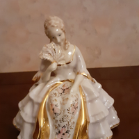 Damina in porcellana