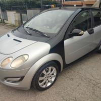 SMART FORFOUR BENZINA TETTO PANORAMICO X NEOPATENT