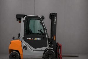 CARRELLO ELEVATORE SOLLEVATORE MULETTO STILL RX 70