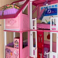 Casa di Barbie 2 piani con ascensore